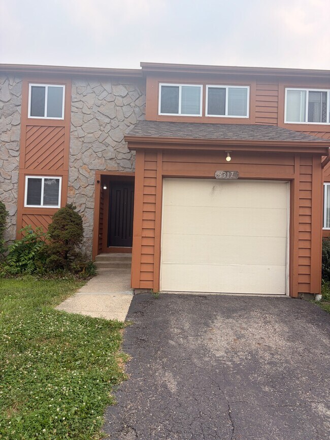 3317 Kristin Ct