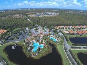 11272 Paseo Grande Blvd, Unit 5706 in Ft. Myers, FL - Building Photo - Building Photo