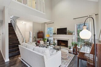 4050 Frankford Rd in Dallas, TX - Building Photo - Building Photo