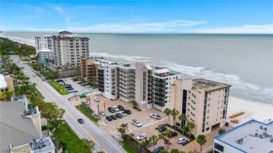 9375 Gulf Shore Dr in Naples, FL - Foto de edificio - Building Photo