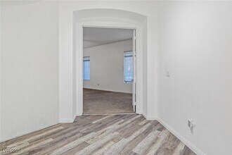 4630 Laguna Vista St in Las Vegas, NV - Building Photo - Building Photo