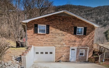 86 Hawk Haven Cove in Waynesville, NC - Building Photo - Building Photo