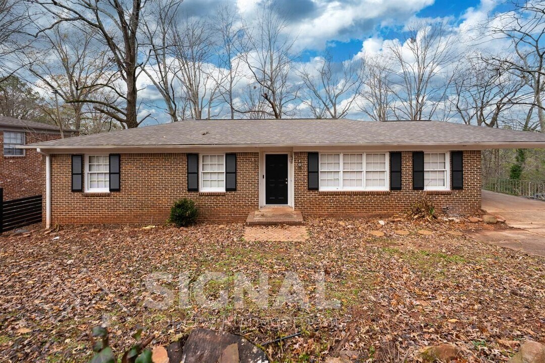 416 Lance Ln in Birmingham, AL - Building Photo