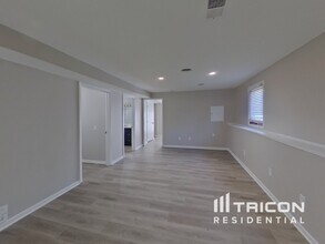 15307 67th Pl N in Osseo, MN - Building Photo - Building Photo