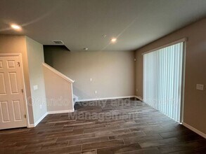 2443 Sweet Viburnum Wy in Ocoee, FL - Building Photo - Building Photo