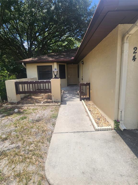 property at 940 Fenton Ln