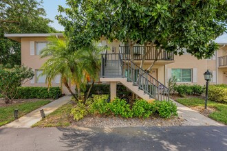 118 Palm Dr in Naples, FL - Building Photo - Building Photo