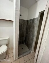 160 Arnold Pl in El Paso, TX - Building Photo - Building Photo