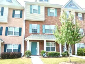 6361 Olmadison Ln in Atlanta, GA - Building Photo - Building Photo