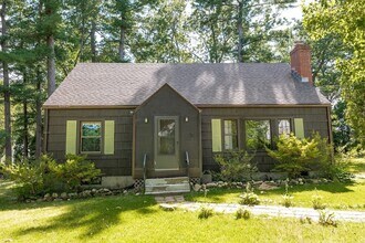 69 Aldrich Dr in Westfield, MA - Building Photo - Building Photo