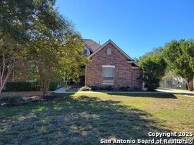 1722 Arnold Palmer in San Antonio, TX - Building Photo