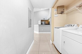 4041 San Marino Blvd in West Palm Beach, FL - Building Photo - Building Photo