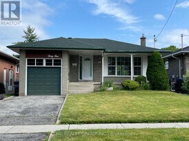 34 Birchard St in Toronto, ON - Building Photo