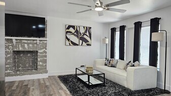 1600 Orange Ave in Weslaco, TX - Building Photo