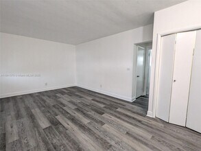 7805 Crespi Blvd in Miami Beach, FL - Building Photo - Building Photo
