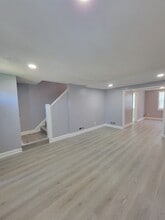 3242 Westmont Ave in Baltimore, MD - Foto de edificio - Building Photo