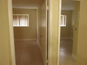 7427 SW 152nd Ave, Unit 0 in Miami, FL - Foto de edificio - Building Photo