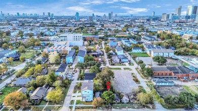 3014 Nagle St in Houston, TX - Building Photo - Building Photo