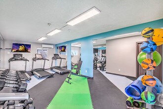 Luxe at Burbank in Burbank, CA - Building Photo - Building Photo