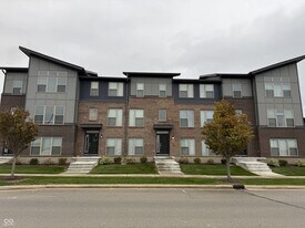 13341 Minden Dr in Fishers, IN - Building Photo