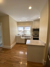 27 Eulita Ter, Unit 2 in Boston, MA - Building Photo - Building Photo