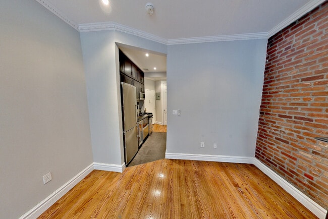 51 Leroy St, Unit 2D in New York, NY - Building Photo - Building Photo