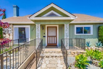 2311 11th Ave in Los Angeles, CA - Building Photo - Building Photo