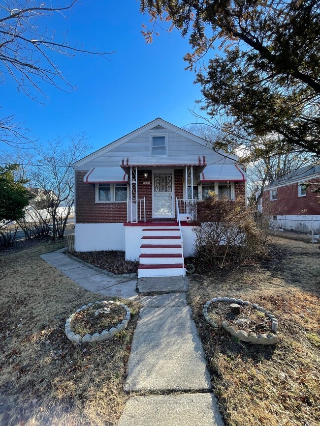 property at 5427 Omaha Ave