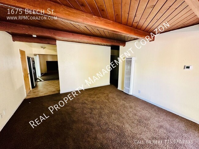 1675 Beech St in Reno, NV - Building Photo - Building Photo