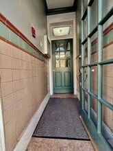 302 Dickinson St, Unit #1 in Philadelphia, PA - Foto de edificio - Building Photo