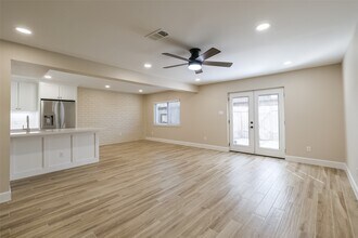 14141 Misty Meadow Ln in Houston, TX - Building Photo - Building Photo