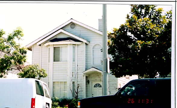 781-787 N Glassell St in Orange, CA - Foto de edificio