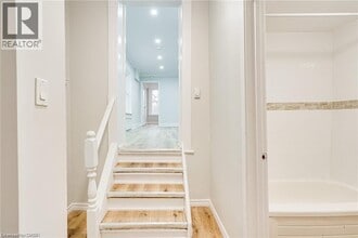 33 Albion St in Brantford, ON - Building Photo - Building Photo