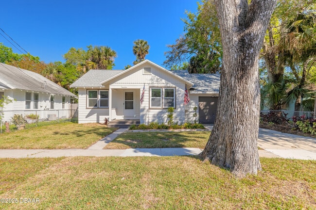 138 Kingston Ave in Daytona Beach, FL - Building Photo - Building Photo