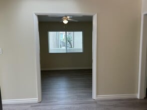 109 Glendale Ave in Oxnard, CA - Building Photo - Building Photo