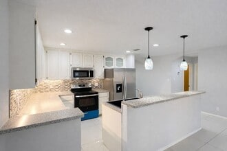 2401 S Jackson Rd, Unit 1N in Pharr, TX - Building Photo - Building Photo