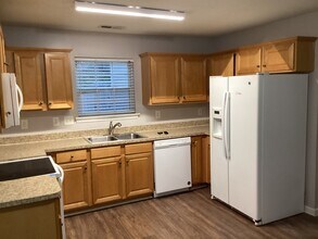 7800 Rabbits Foot Ln in Charlotte, NC - Building Photo - Building Photo