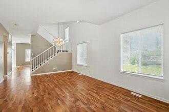 2260 Rebecca Cir in Montgomery, IL - Building Photo - Building Photo