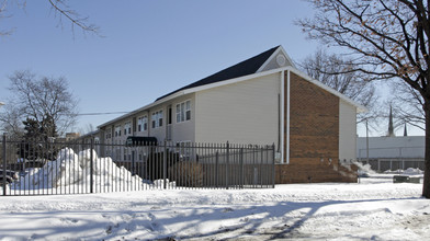 Walnut Park Apartments in Milwaukee, WI - Building Photo - Building Photo