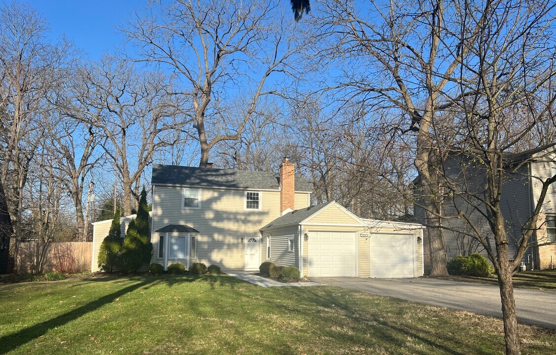 3064 Greenwood Ave in Highland Park, IL - Building Photo