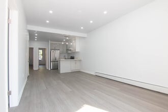 7604 5th Ave, Unit 2 in Brooklyn, NY - Building Photo - Building Photo