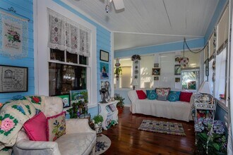 401 E 9th Ave in Mount Dora, FL - Building Photo - Building Photo