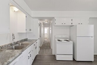 3959-3959 Oregon Ave N in Minneapolis, MN - Building Photo - Building Photo