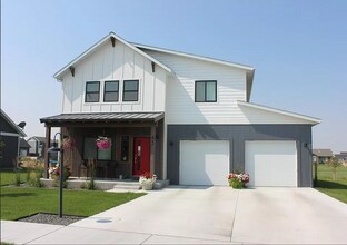 43 Snowy Owl Trl in Bozeman, MT - Building Photo - Building Photo