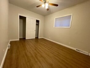 311 E Lincoln Ave in Milwaukee, WI - Building Photo - Building Photo