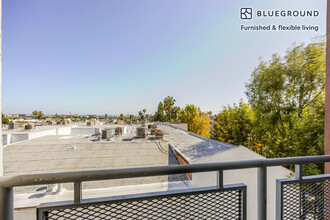1443 N Fuller Ave, Unit FL4-ID1346 in Los Angeles, CA - Building Photo - Building Photo