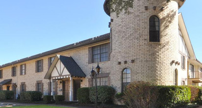 Nottingham Apartments in Alexandria, LA - Foto de edificio - Building Photo