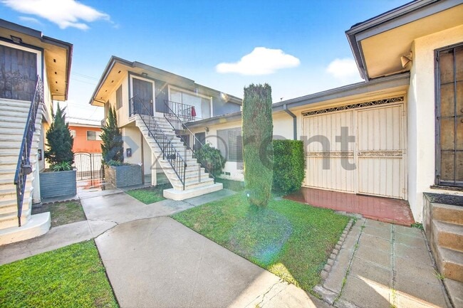 property at 2301 W Beverly Blvd