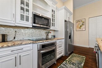 3190 NW 84th Way in Pembroke Pines, FL - Building Photo - Building Photo