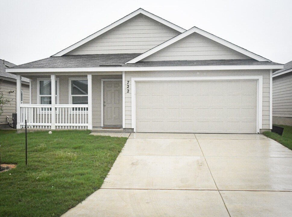 722 Killdeer Trl in New Braunfels, TX - Building Photo